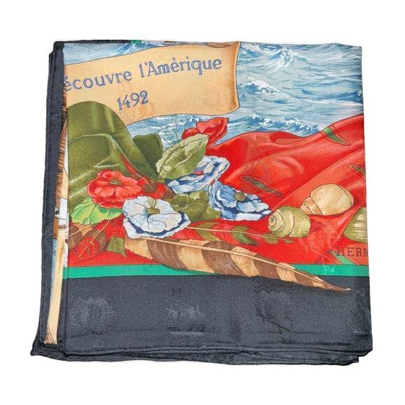 Hermes  Hermès CHRISTOPHE COLOMB DECOUVRE L’AMERIQUE 12 OCTOBRE 1492 SILK SCARF - Picture 12 of 16